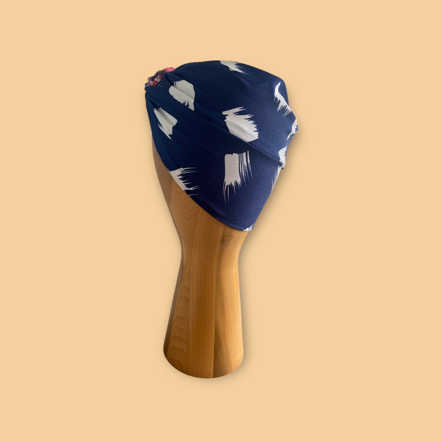 Buttonwood headband